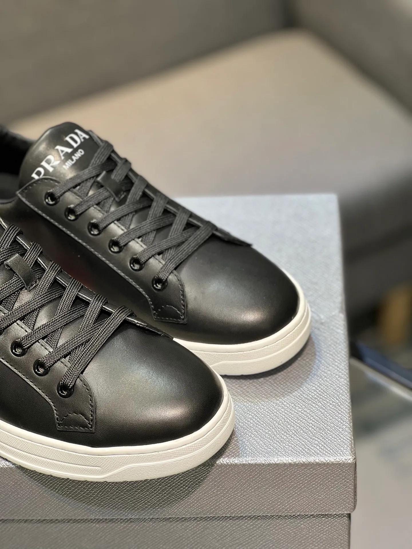 Men's shoes 💰540 [PRADA] Men's shoes are popular in the counter, official website synchronization, 1 high-quality shipment ✔️ Original frosted cowhide + cowhide lining, 1🆚1 replica, original sole, 38-45 (45 customized, non-refundable)